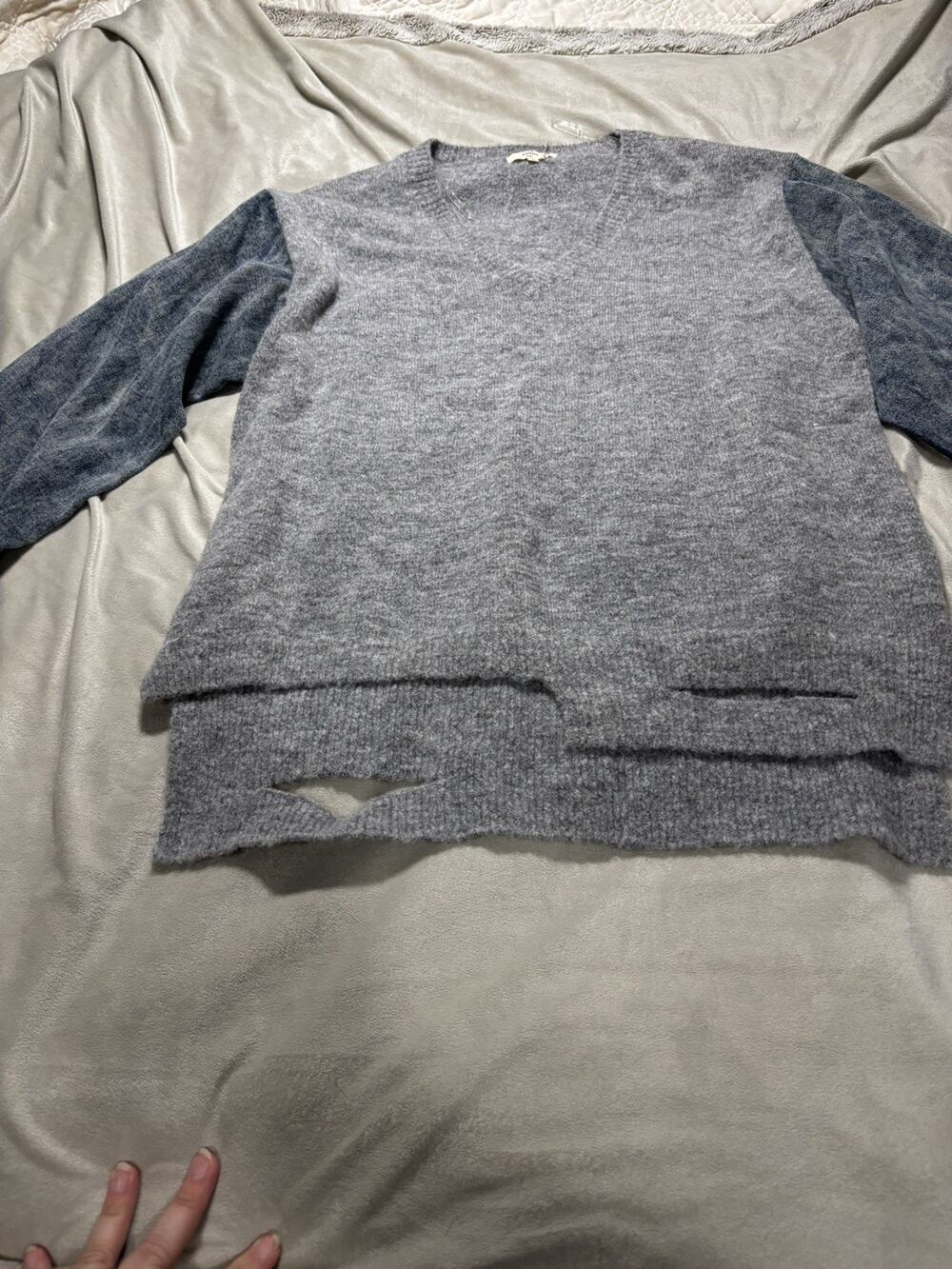 Entro Gray V-Neck denim sleeve contrast distressed sweater casual mixed Large
